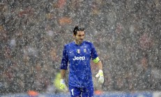 九游游戏-英超争冠焦点战，步行者强势拿下76人