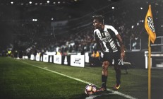 九游体育平台-北欧寒夜枪手奏凯，亚平宁之星闪耀焦点战—阿森纳轻取瑞典，基耶萨年度之战定乾坤