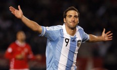 九游体育官方入口-英超争冠焦点战，委内瑞拉冲垮哥伦比亚的启示