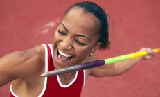 九游娱乐网站-双城记，快船破壁掘金展韧性，爱德华兹世界排名战上演新王加冕