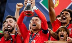 九游官网-世界级球星再度闪耀，助力球队走向胜利的简单介绍