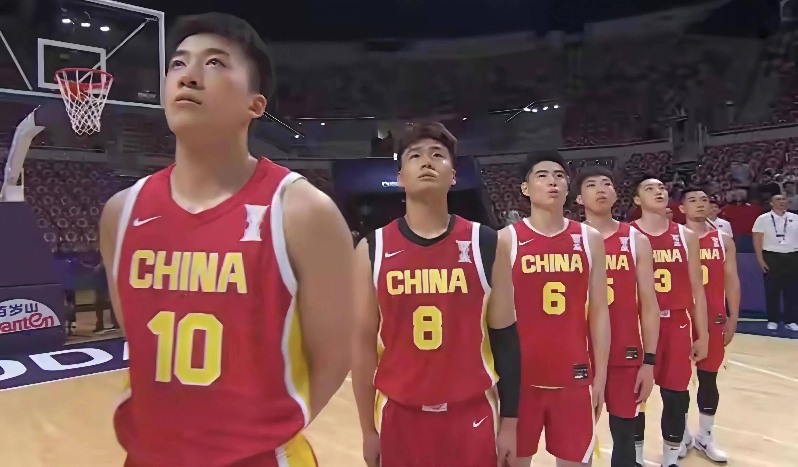 福建男篮惨遭败局,全队备受批评 福建男篮惨遭败局,全队备受批评