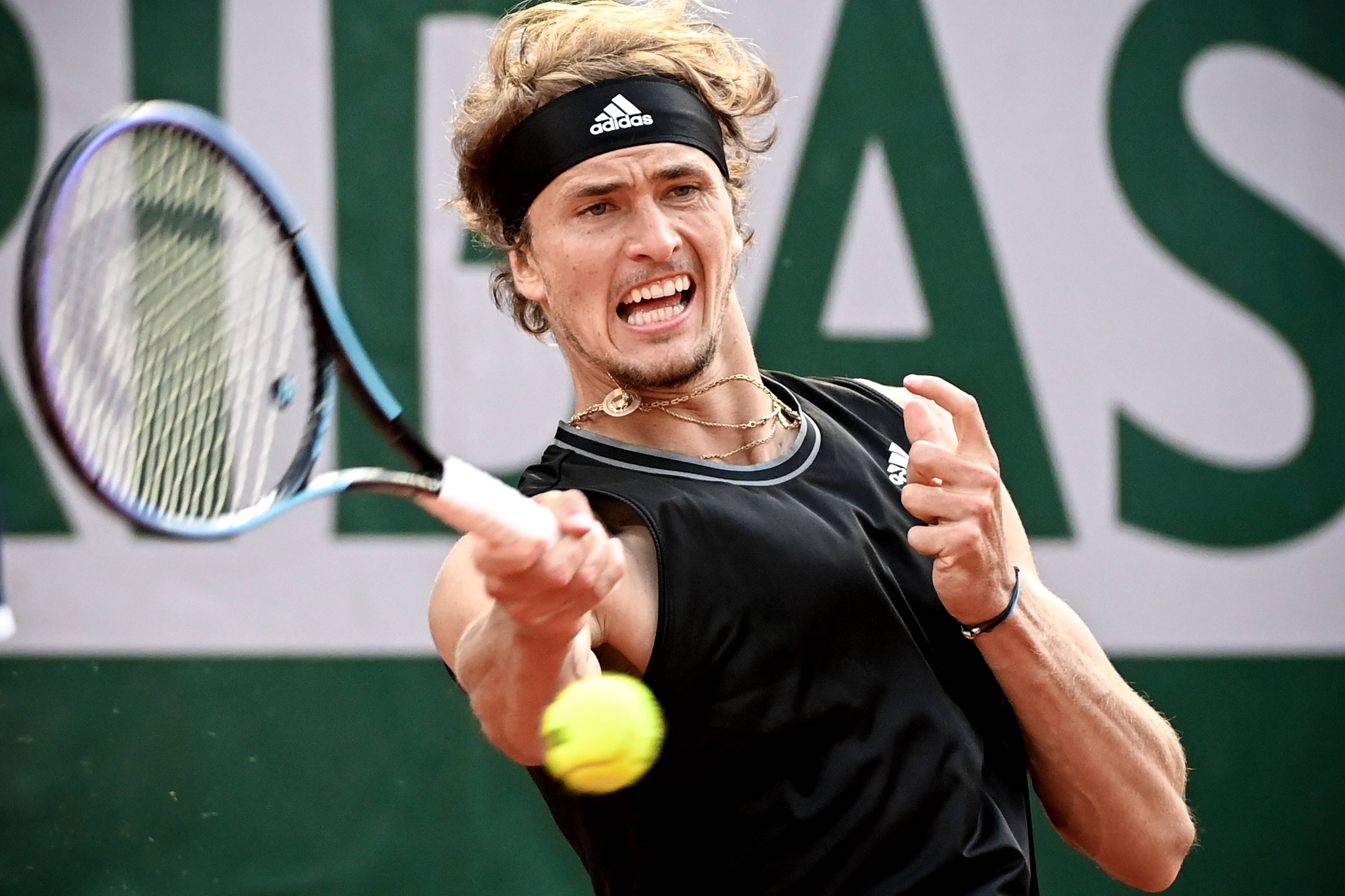 世界网球队绝杀英国网球队，兹维列夫送出助攻