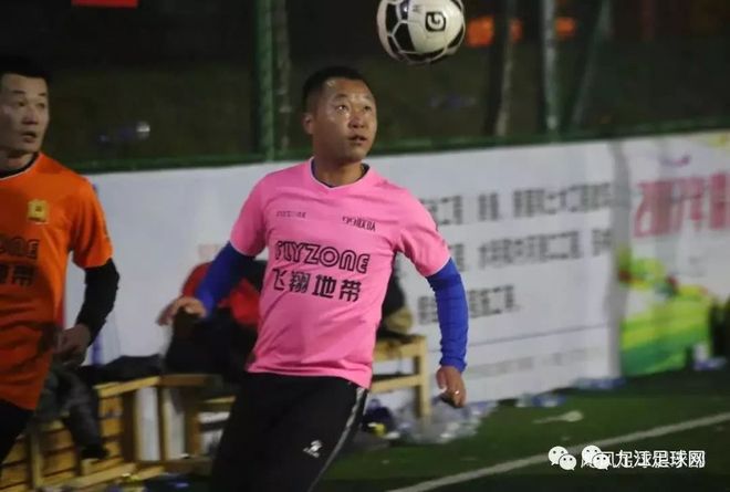 关于技术风暴!球队备战冠军争夺战的信息 关于技术风暴!球队备战冠军争夺战的信息