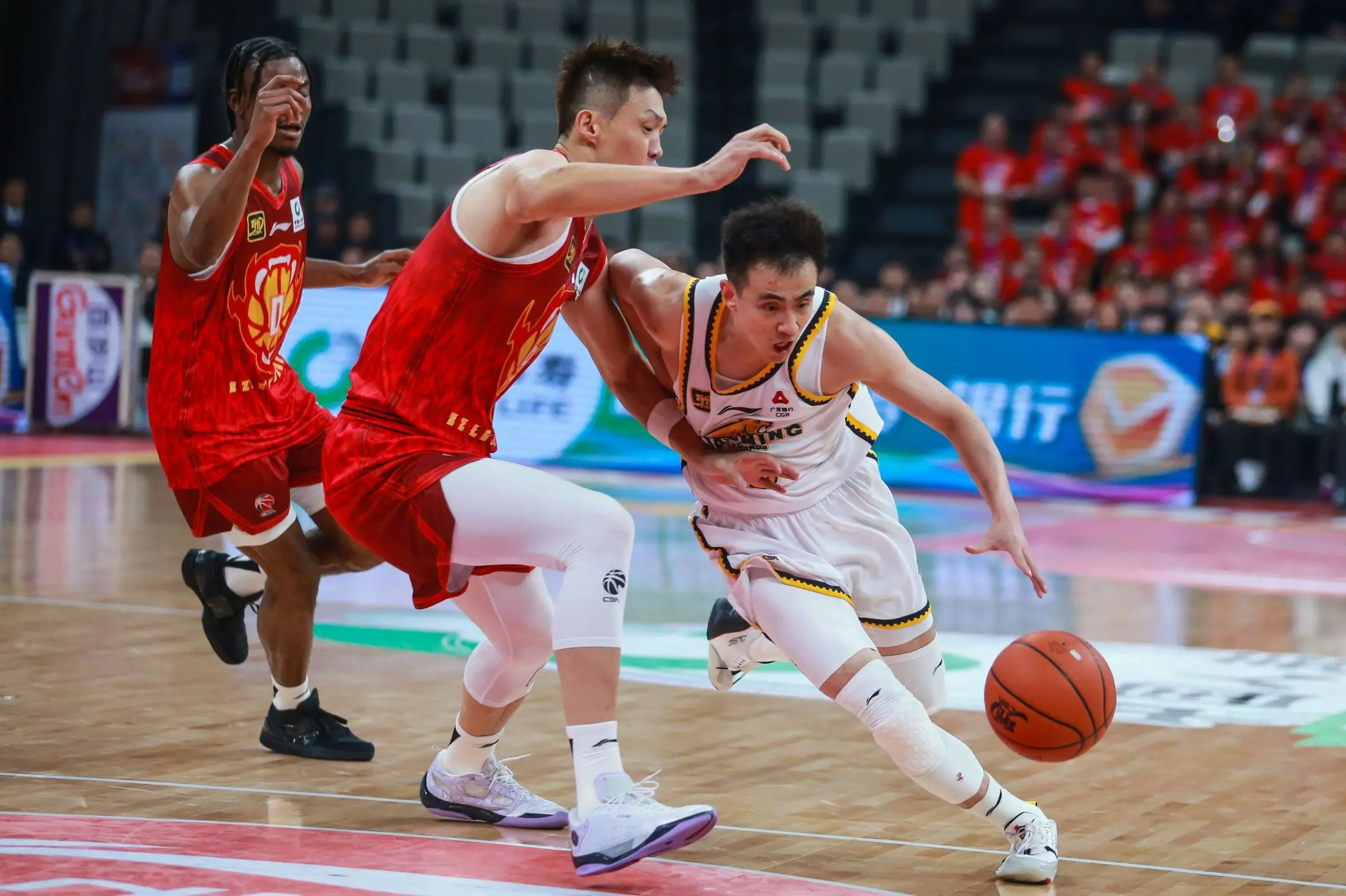 关于广东队在最新比赛中实现四连胜,壮大实力的信息 关于广东队在最新比赛中实现四连胜,壮大实力的信息