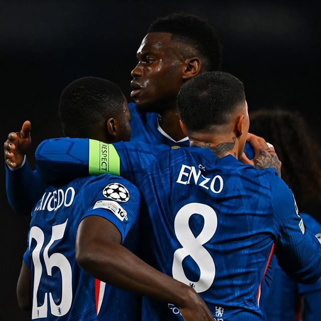 切尔西战平波尔图，大比分晋级欧冠半决赛