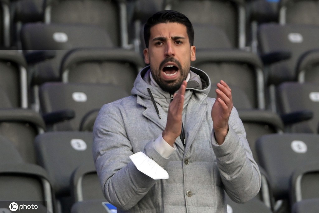 关于柏林赫塔后防曝伤情,主力中卫可能缺席的信息 关于柏林赫塔后防曝伤情,主力中卫可能缺席的信息