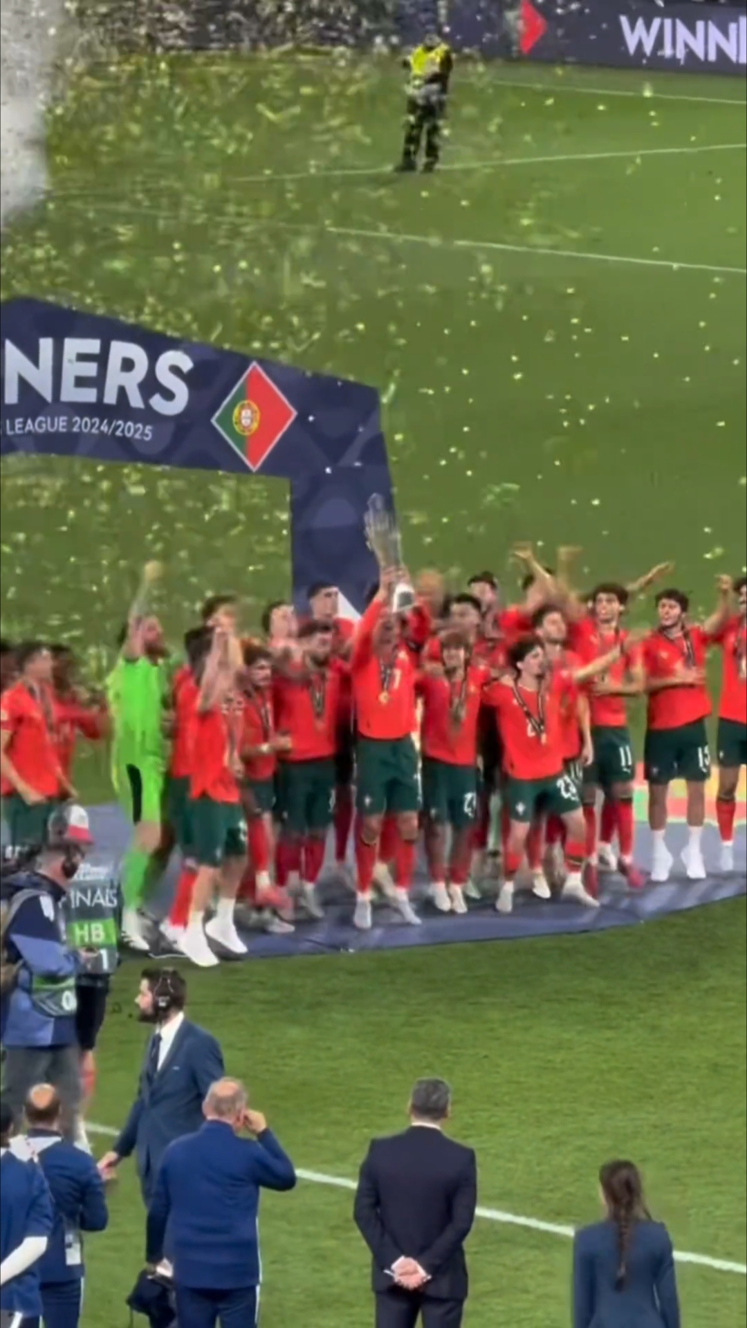 奥地利队在欧国联比赛中一路披荆斩棘，斩获胜利！的简单介绍