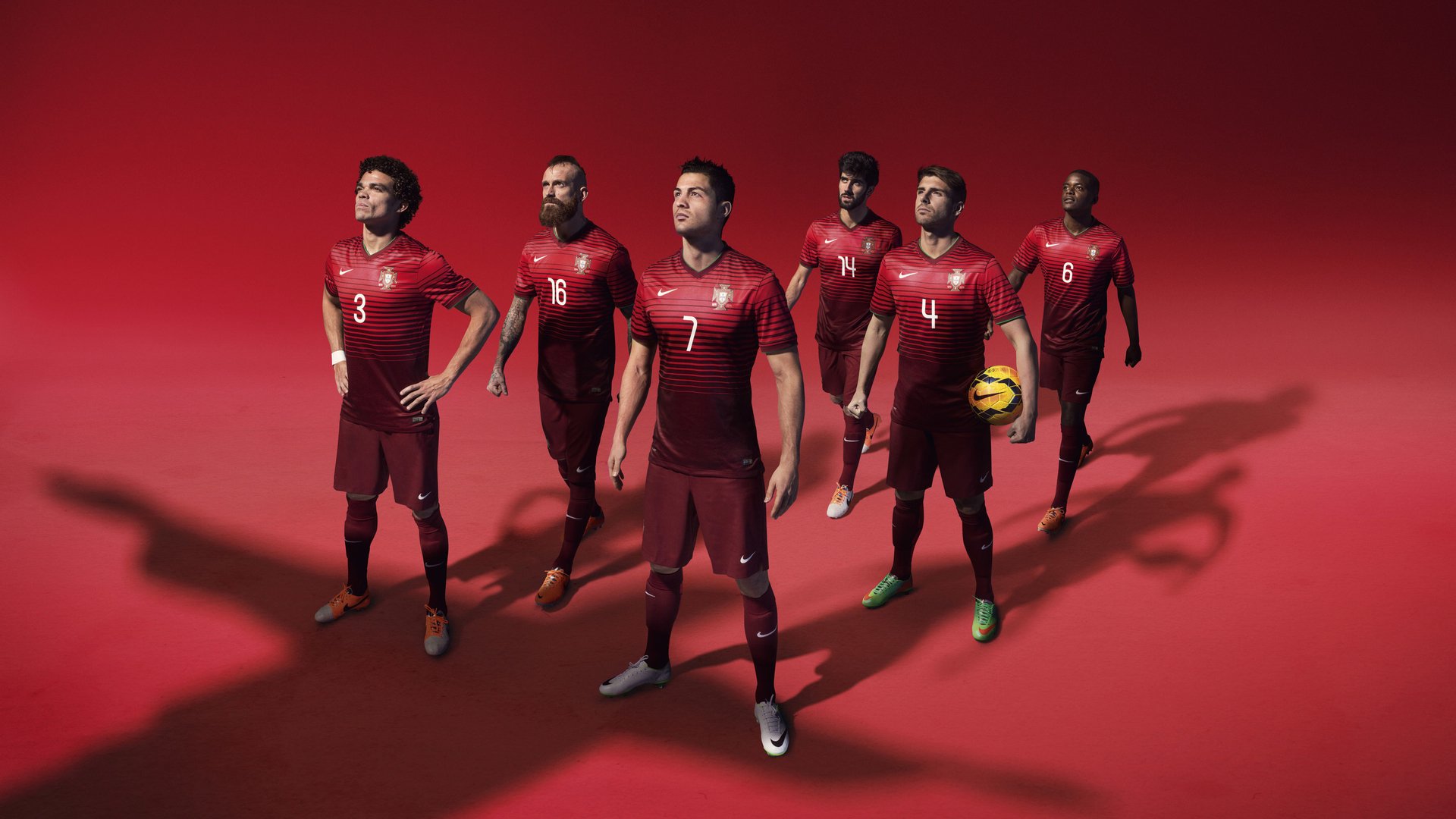 绿茵场与篮球馆的双城记,德甲争冠焦点战启示录与辽宁队完胜尼克斯的战术密码